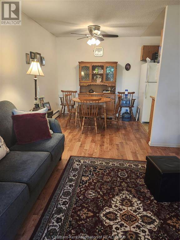 Chatham, ON N7L4Y4,202 CAMPUS Pkwy #301