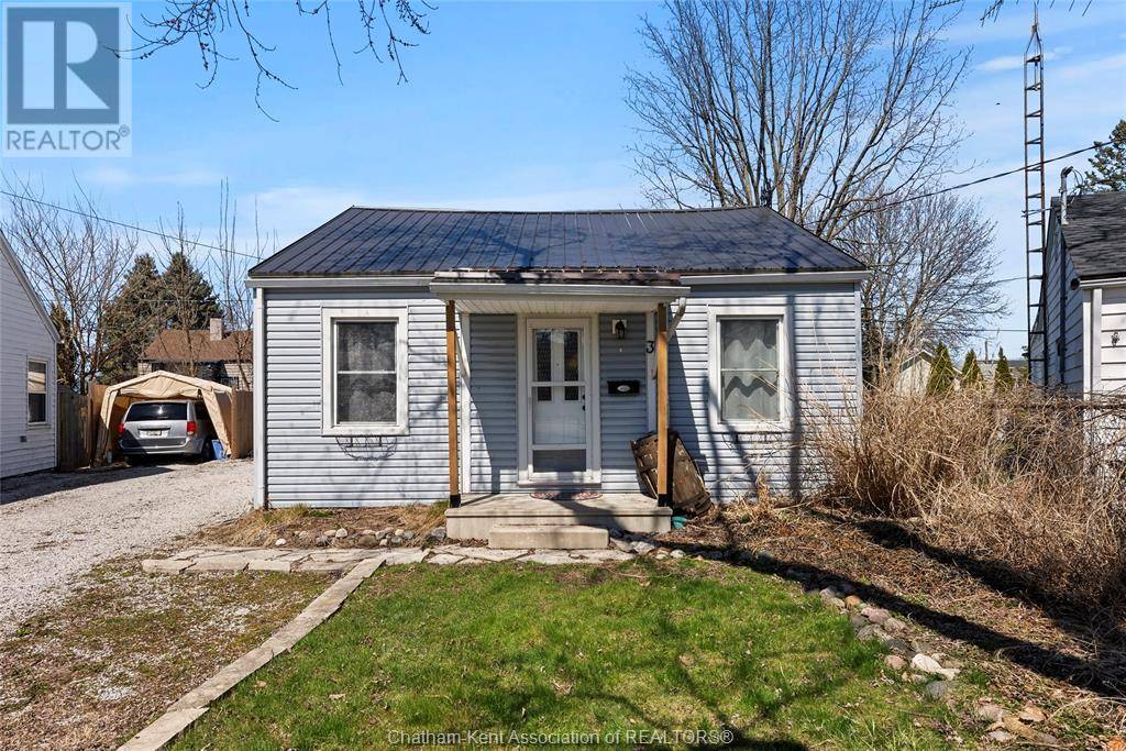 3 Montgomery CRESCENT, Wallaceburg, ON N8A1P3