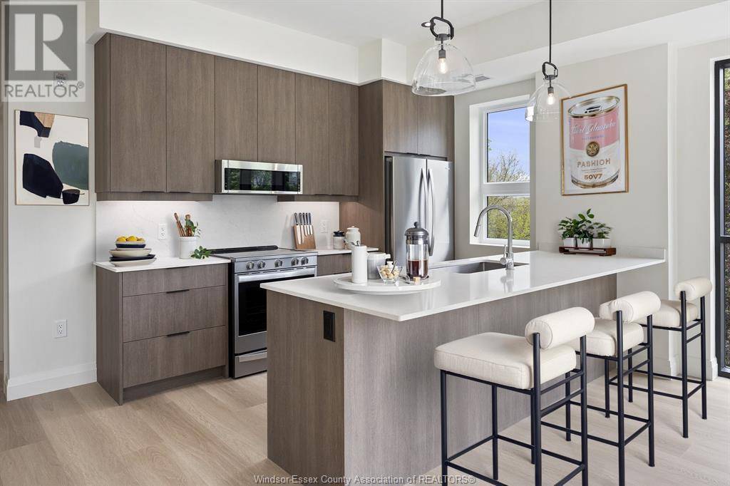 Lasalle, ON N9J1X6,1630 SPRUCEWOOD AVE #201