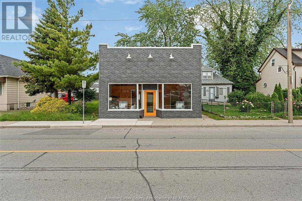 1462 Drouillard, Windsor, ON N8Y2R9
