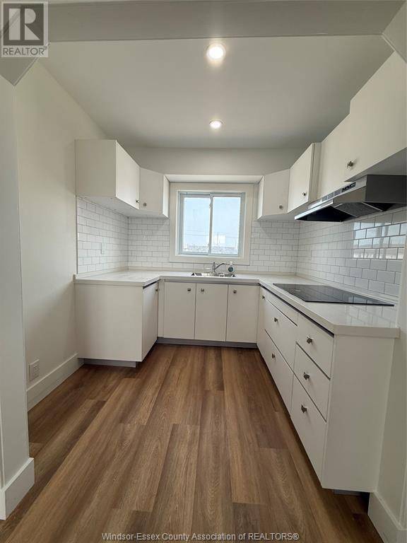 Windsor, ON N8X3X8,2783 HOWARD AVE #UPPER