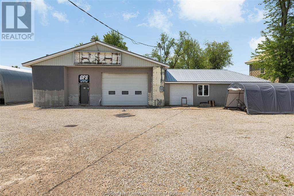 1104 County Rd 11, Essex, ON N9V2Y7