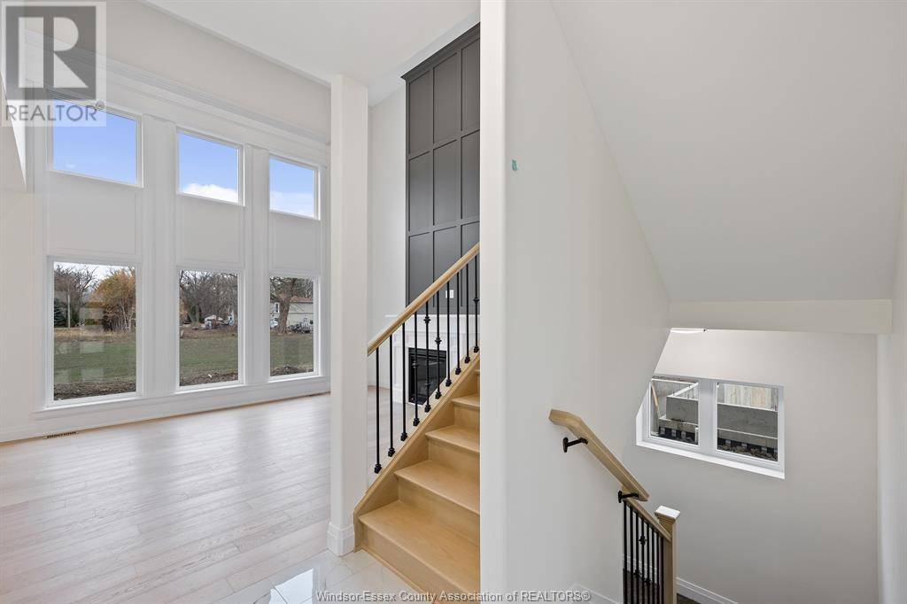 Lakeshore, ON N8L0K3,1257 CAMPANA CRESCENT