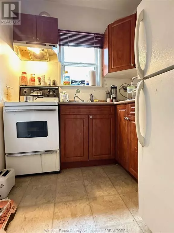 Windsor, ON N8X3K2,1285 DUFFERIN PLACE