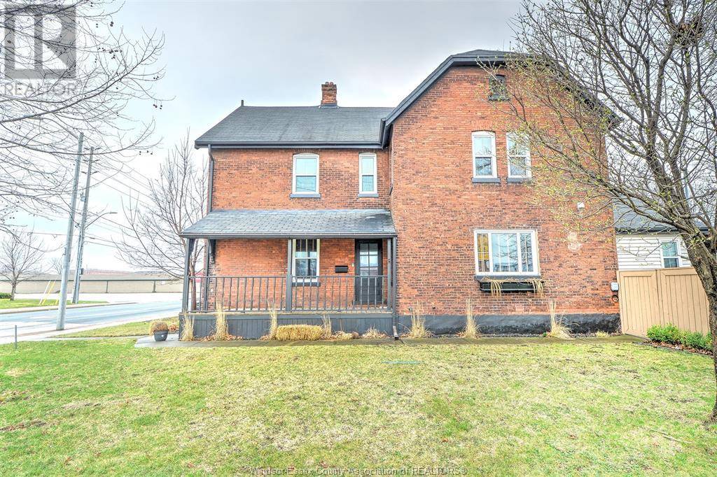 Windsor, ON N8Y2N2,715 WALKER ROAD