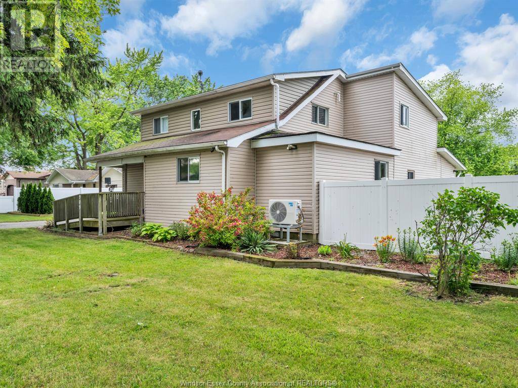 909 BUSHEY STREET, Stoney Point, ON N0R1N0