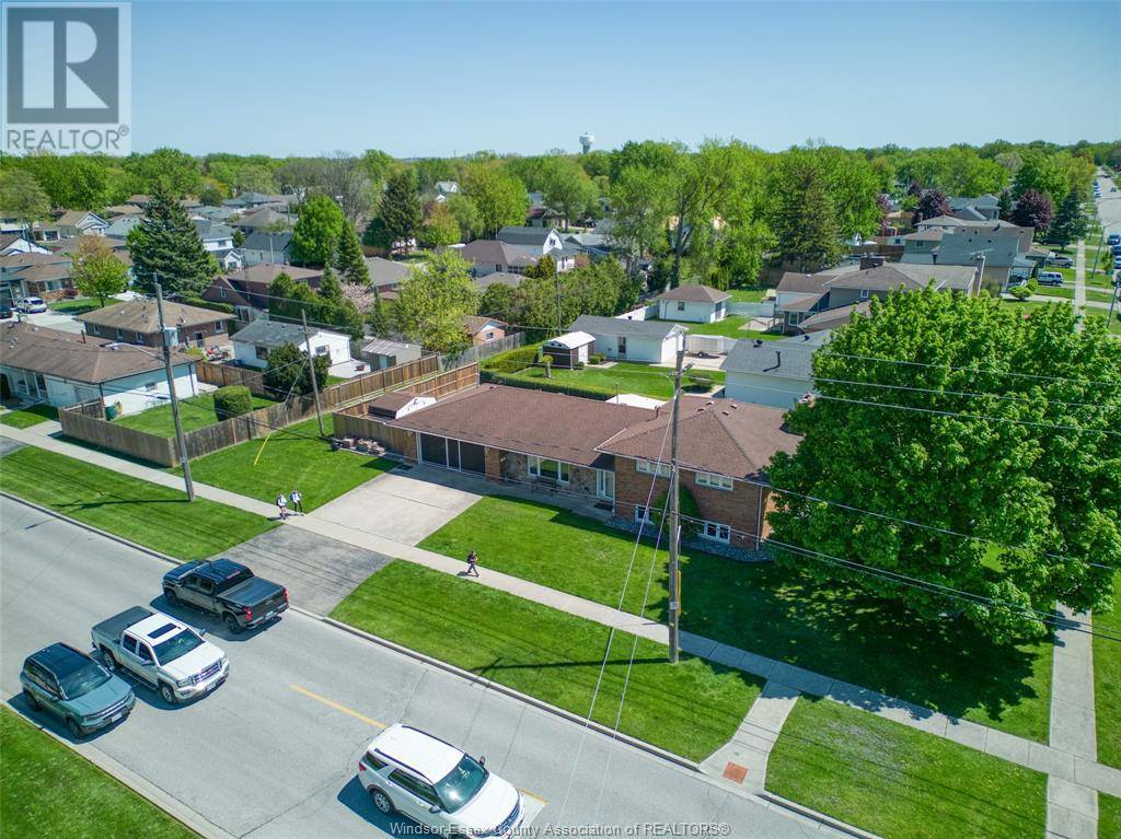 Tecumseh, ON N8N1H2,12351 CLAPP STREET