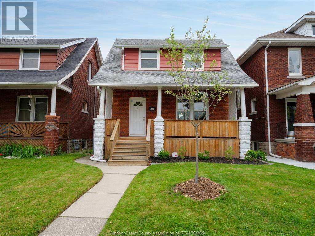 Windsor, ON N8X4S8,1454 MOY AVENUE