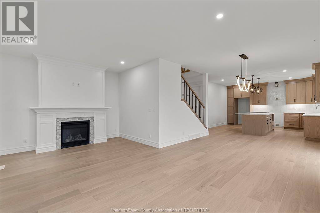Lakeshore, ON N0R1A0,462 MARLA CRESCENT
