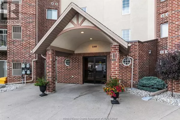 Windsor, ON N8R2K8,3160 WILDWOOD #309