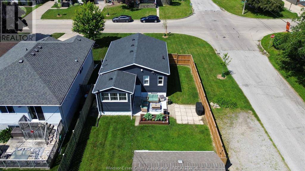 Windsor, ON N8W4N7,2402 TOURANGEAU