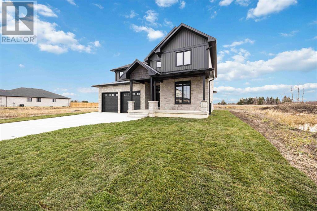 Plympton-wyoming, ON N0N1E0,3527 PAUL CRESCENT