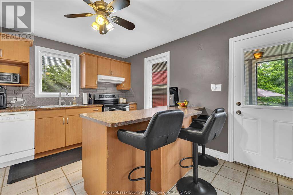 Windsor, ON N8S3G4,855 Belle Isle View BOULEVARD