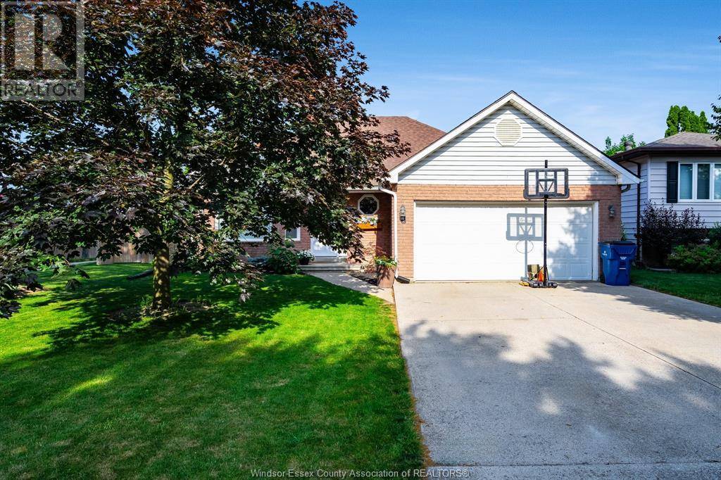1 Athlone ROAD, Tilbury, ON N0P2L0