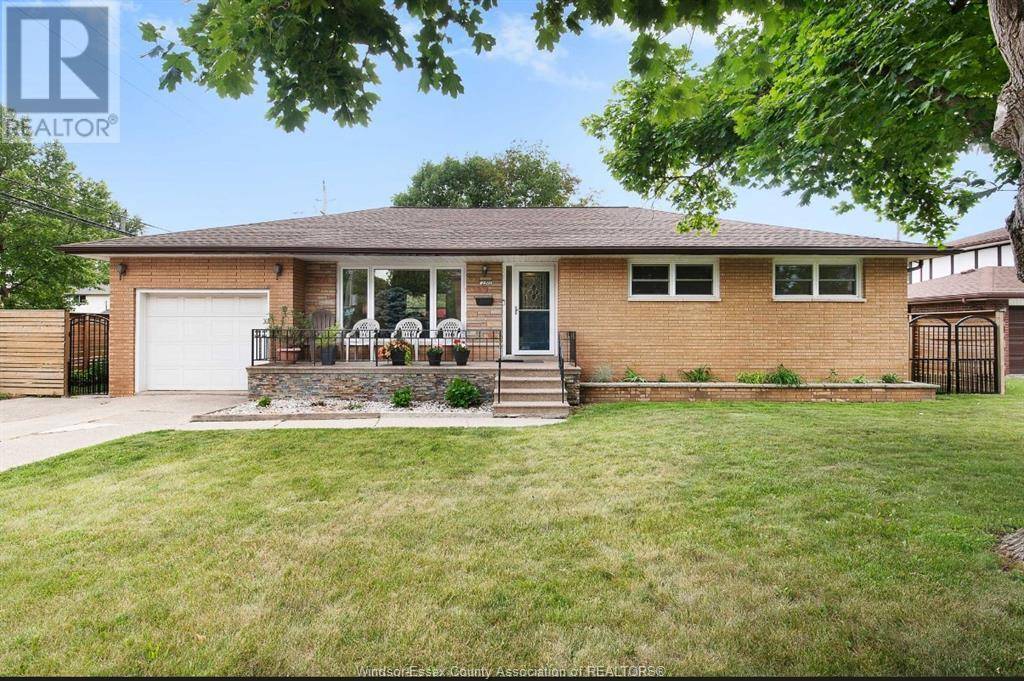 2395 EVERTS, Windsor, ON N9E3Y1