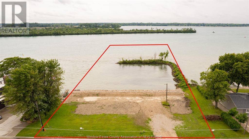 Amherstburg, ON N9V2V6,639 FRONT RD North #LOT 1