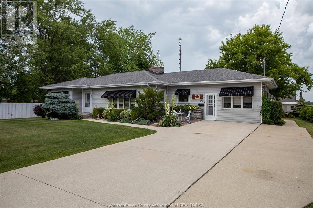 210 ERIE STREET South, Merlin, ON N0P1W0