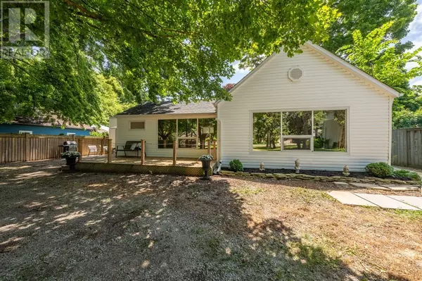 2963 OLD LAKESHORE ROAD, Sarnia, ON N0N1C0
