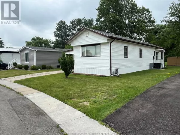 Essex, ON N8M1Z2,44 MIRIAM COURT