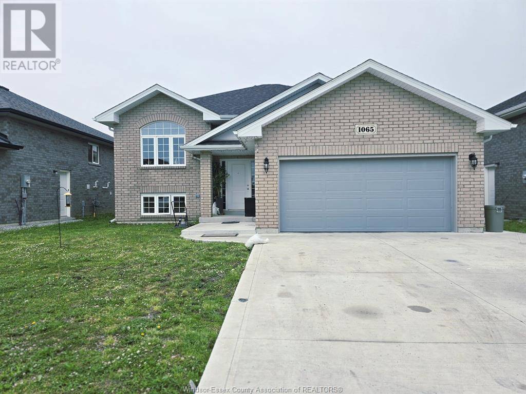 1065 ASPEN RDG #UPPER, Lakeshore, ON N8L1A9