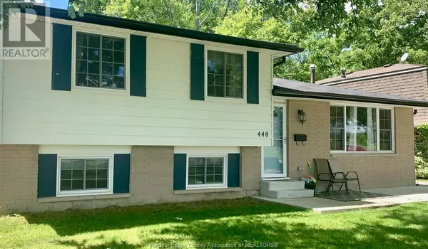 Amherstburg, ON N9V2M1,440 FRYER STREET
