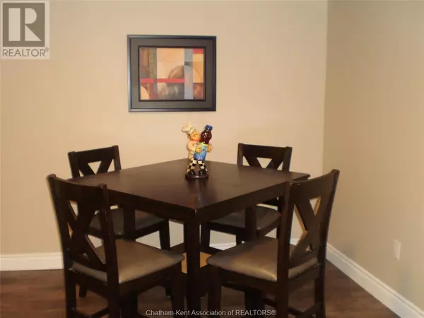 Chatham, ON N7L3Z2,601 GRAND AVENUE East Unit# 1 - lower back unit