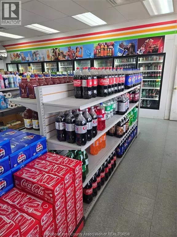 Leamington, ON N8H1L4,99 Talbot ST East #1