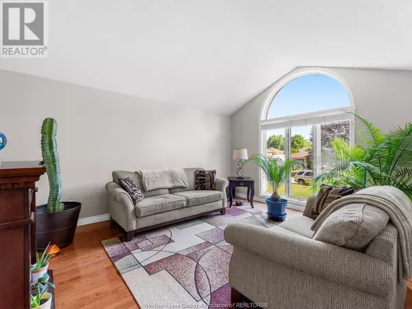 Lasalle, ON N9J1S4,480 Delaware AVENUE