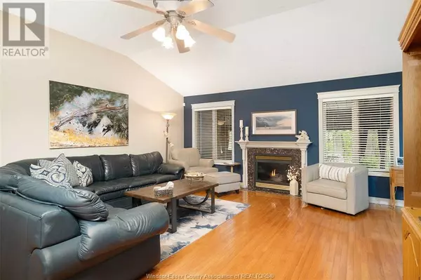 Lasalle, ON N9H2K3,2220 SUZANNE STREET