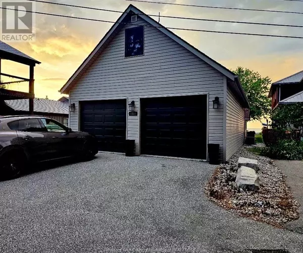 1880 GAGNIER LANE, Lakeshore, ON N0R1A0