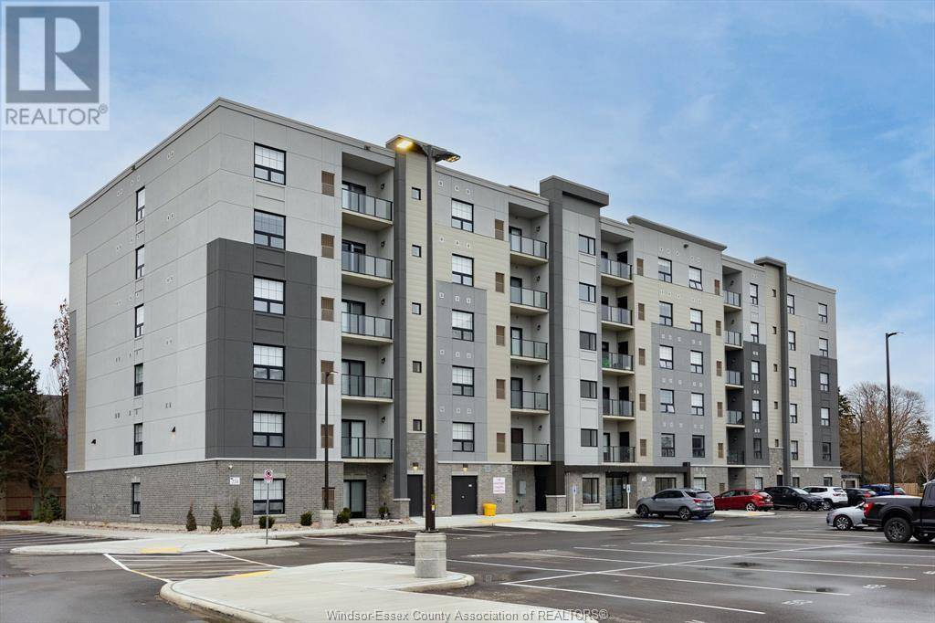 190 MAIN ST East #504, Kingsville, ON N9Y0G9