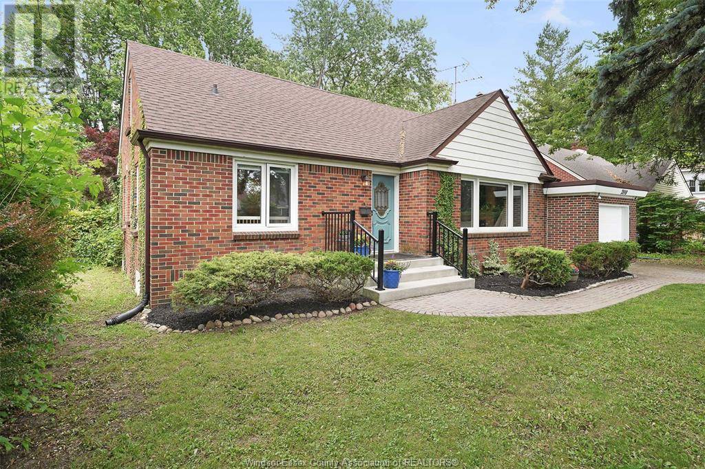 2898 Alexandra AVENUE, Windsor, ON N9E2J7