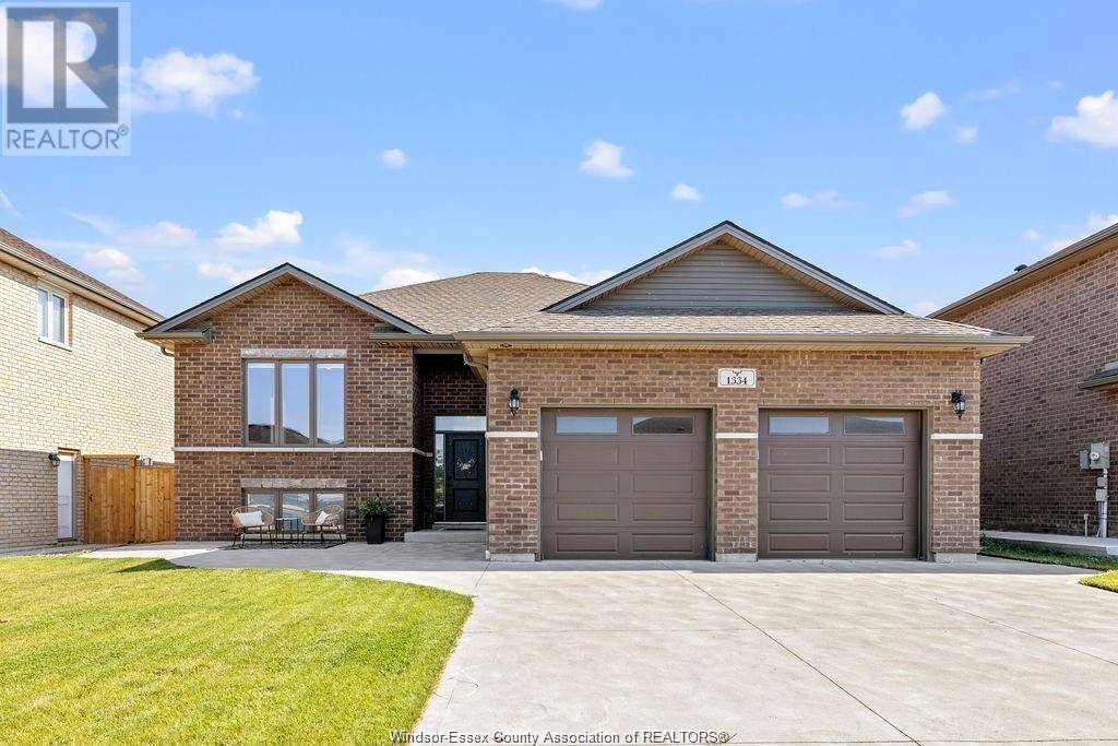 Lakeshore, ON N0R1A0,1334 Deer Run Trail