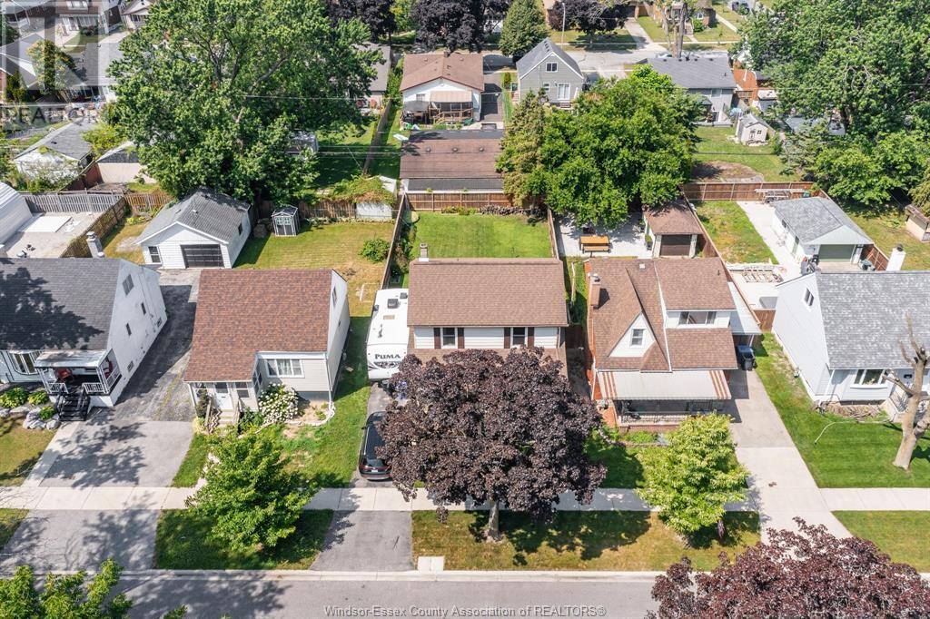 Windsor, ON N8Y4L5,1421 FRANCOIS