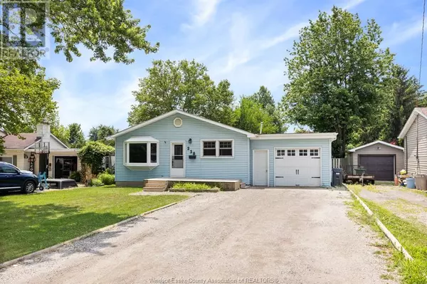 238 MAIDSTONE AVENUE East, Essex, ON N8M2J9