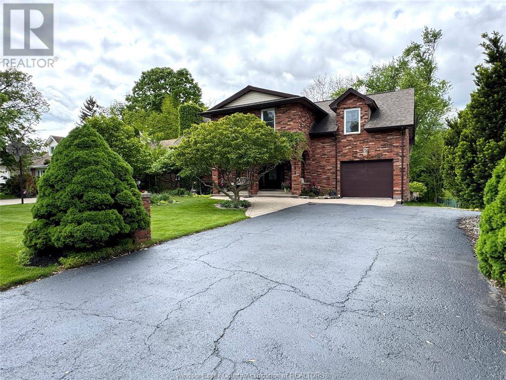Kingsville, ON N9W1C5,122 AUGUSTINE DRIVE