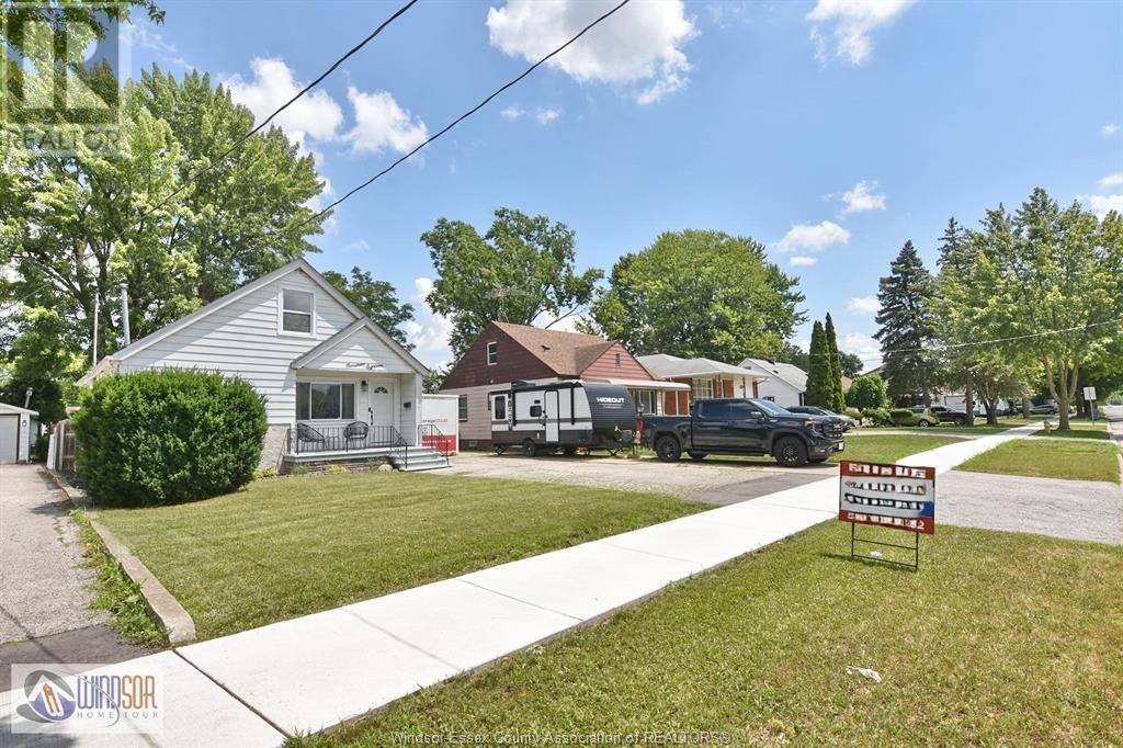 Windsor, ON N8T2L1,1918 FERNDALE