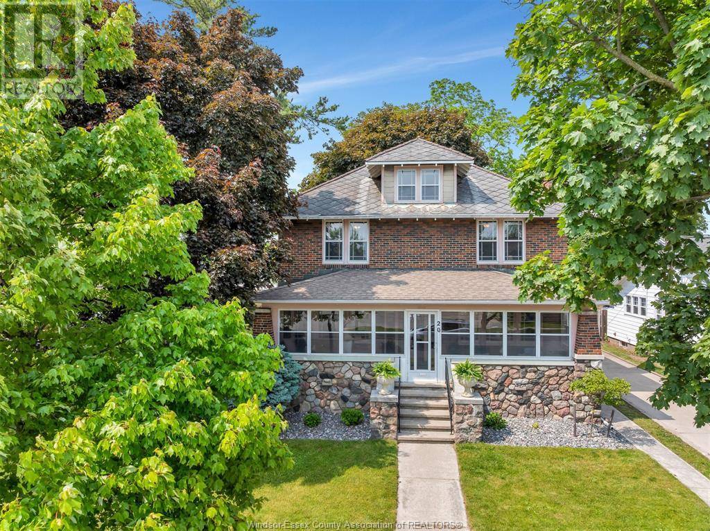 Kingsville, ON N9Y1V9,20 MILL STREET West