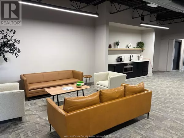 Tecumseh, ON N8N1M1,12021 TECUMSEH