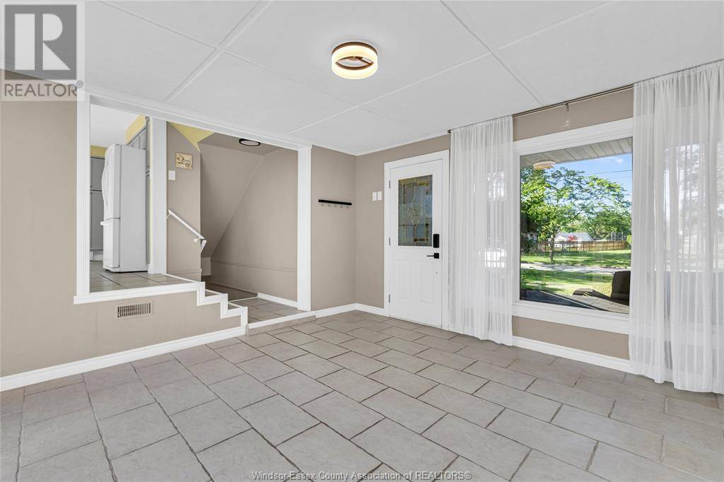 Windsor, ON N9G2B1,4330 CASGRAIN DRIVE