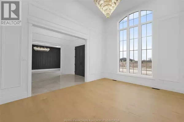 Lasalle, ON N9H0M9,4400 CATERINA