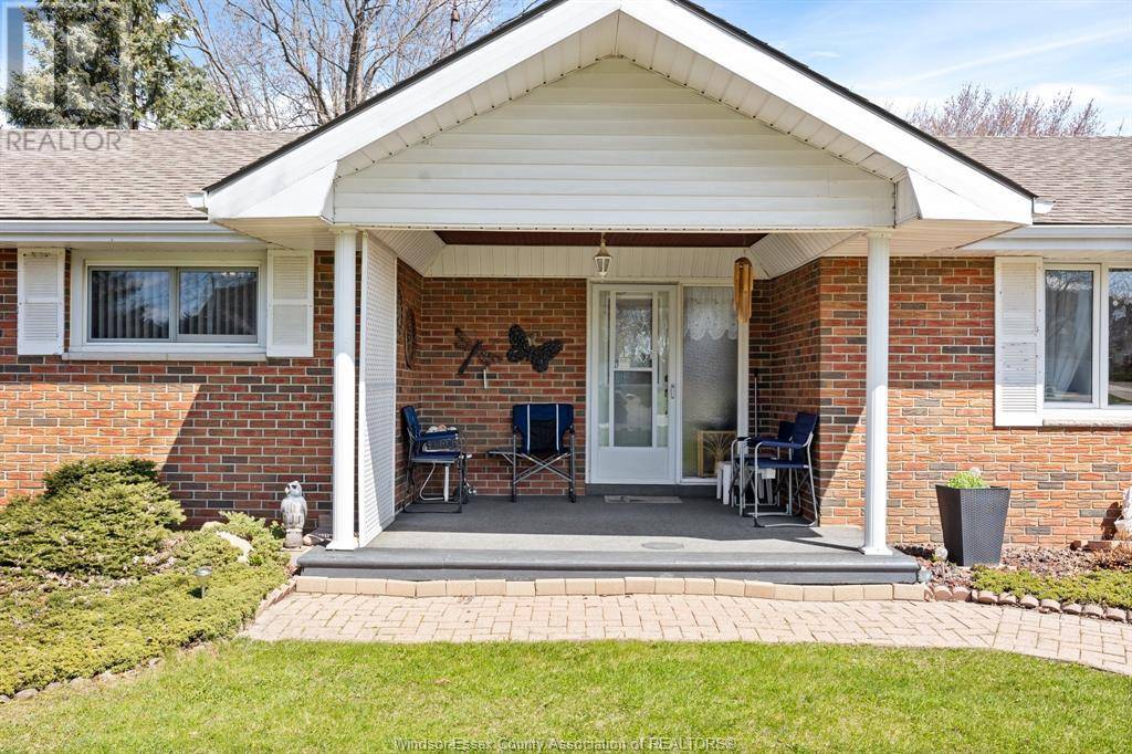 Lakeshore, ON N0R1A0,181 NOTRE DAME STREET
