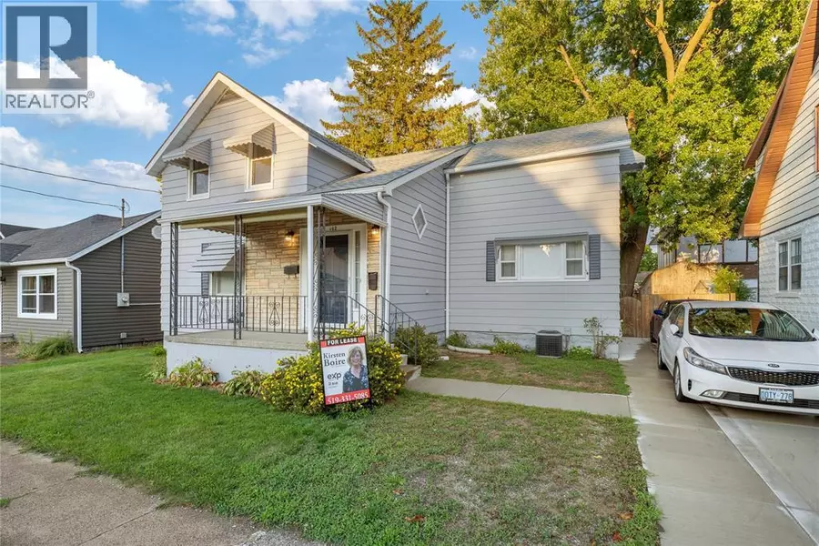 142 NAPIER STREET, Sarnia, ON N7T6E6