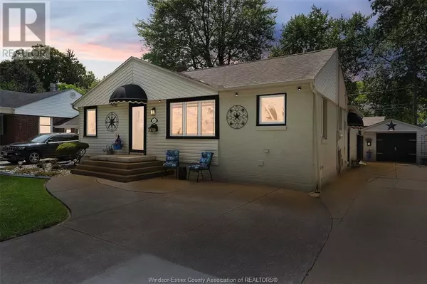 Windsor, ON N9E2T4,3215 CURRY AVENUE