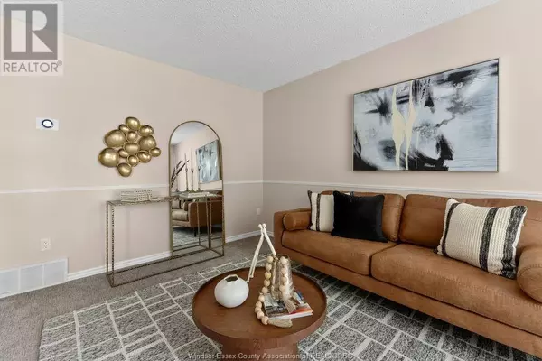 Windsor, ON N8R1V9,9373 ALTEN DRIVE