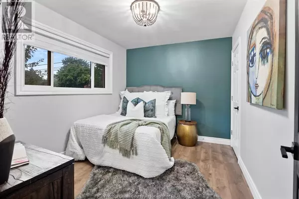 Windsor, ON N9E3B3,3500 CHARLEVOIX