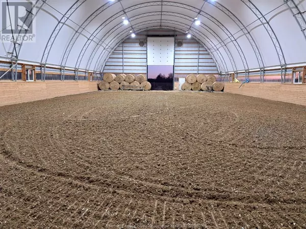 Tecumseh, ON N0R1L0,3267 SOUTH TALBOT