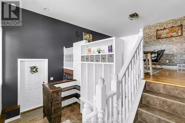 Lasalle, ON N9J3Y1,200 RIVERVIEW AVENUE