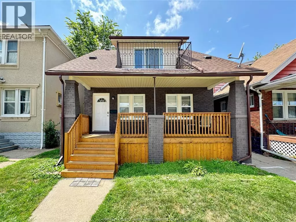Windsor, ON N8X4A9,1535 LILLIAN AVENUE