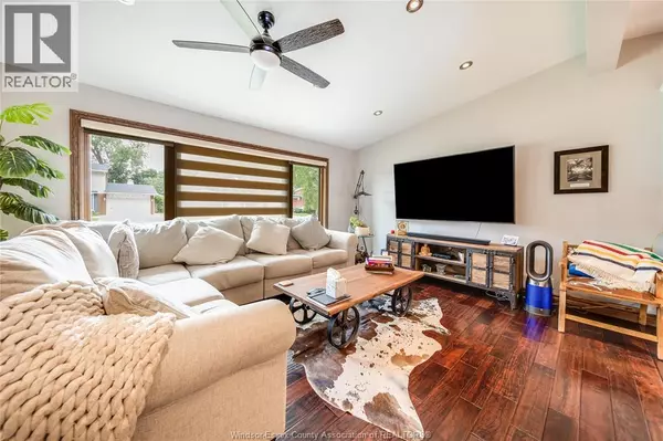 Windsor, ON N9G1W1,1555 STRATFORD COURT